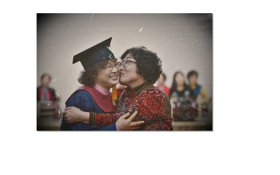 세상에서 가장 아름다운 졸업식 / 제13회 김해야학 졸업식장에서